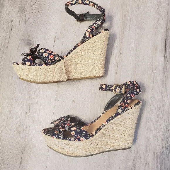 MIA Karmen Floral Wedge Heel Espadrille Sandal Size 7.5 Ankle Stap Peep Toe - Picture 5 of 5